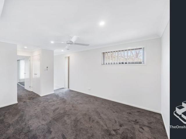 Townhouse for rent in Fernbrook, Queensland