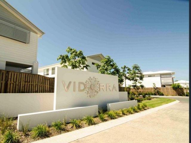 Townhouse for rent in Toombul, Queensland