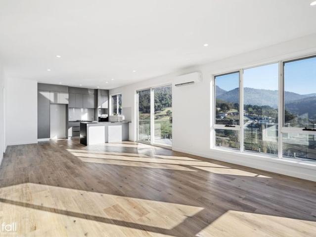 House for rent in Lenah Valley, Hobart