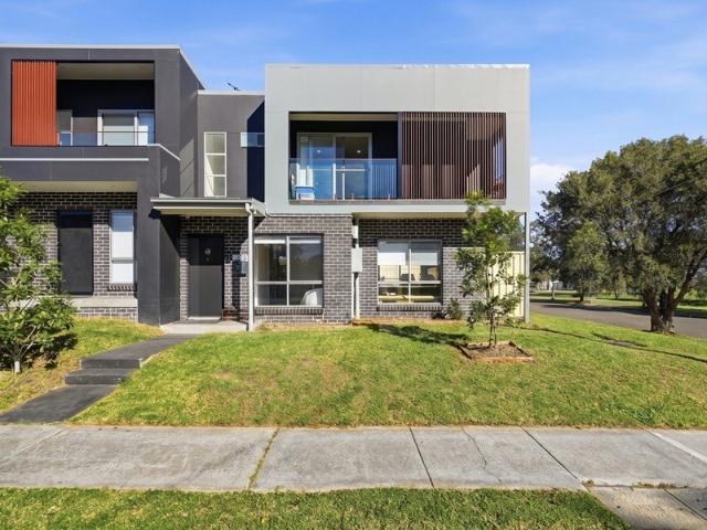Townhouse for sale in Sydney, New South Wales