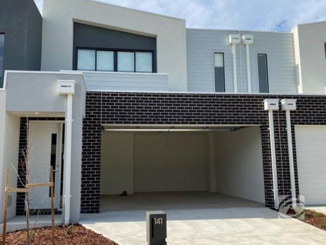 Townhouse for rent in Camerons Creek, Victoria