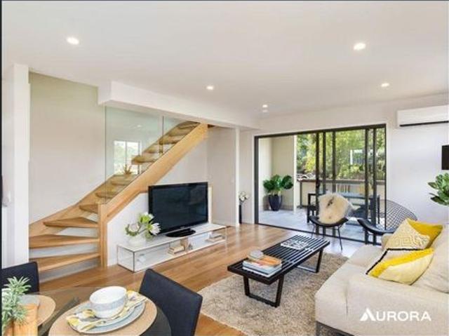 Townhouse for rent in Toombul, Queensland