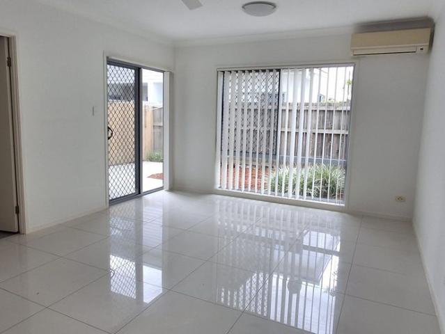 Townhouse for rent in Toombul, Queensland