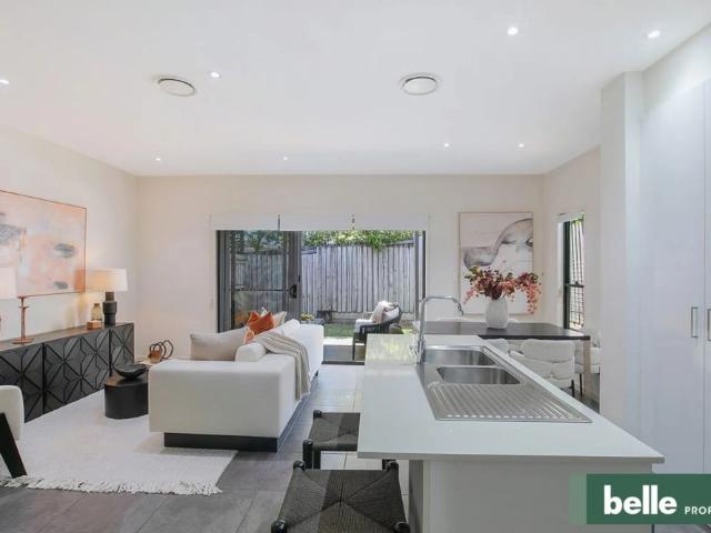 Townhouse for rent in Toombul, Queensland