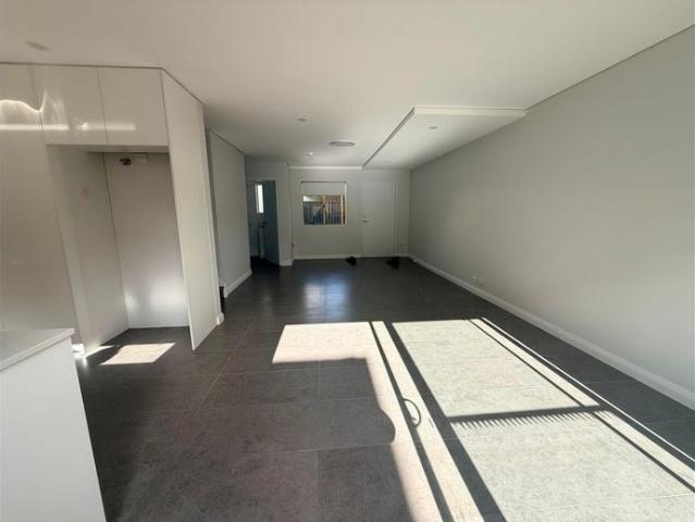 Townhouse for rent in Sydney, New South Wales