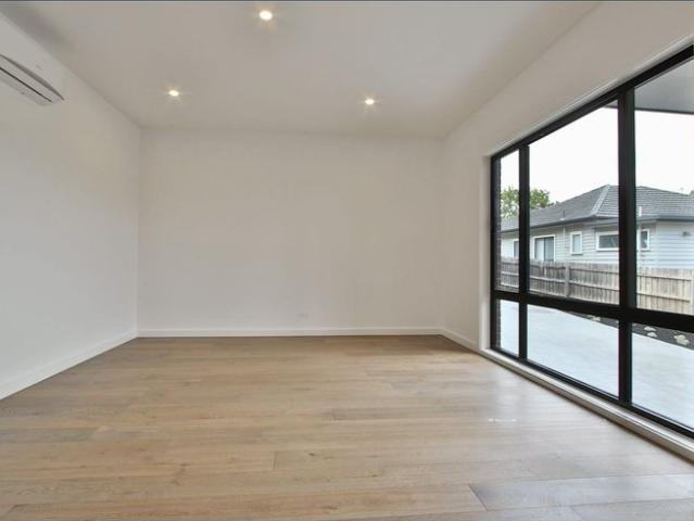 Townhouse for rent in Camerons Creek, Victoria