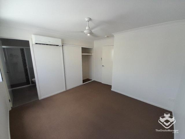 Townhouse for rent in Clermont, Queensland