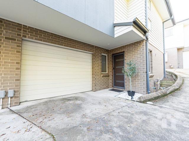 Townhouse for rent in Ambergate, New South Wales