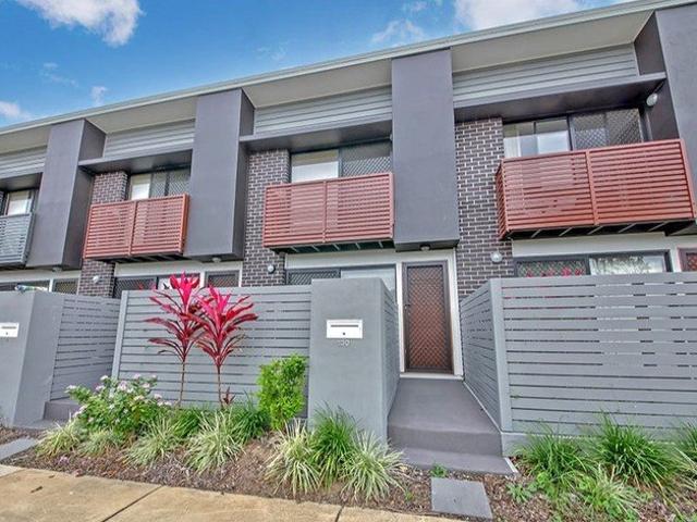 Townhouse for rent in Fitzgibbon, City of Brisbane