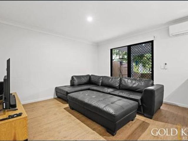 Townhouse for rent in Toombul, Queensland