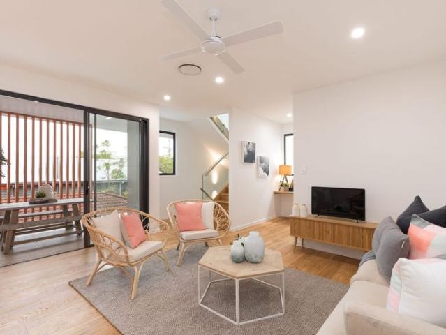 Townhouse for rent in Toombul, Queensland