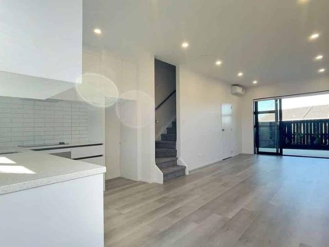 Townhouse for rent in Howick