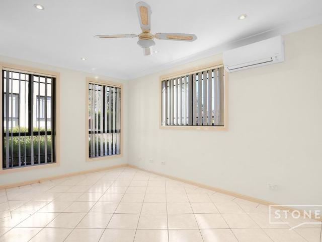Townhouse for rent in Sydney, New South Wales