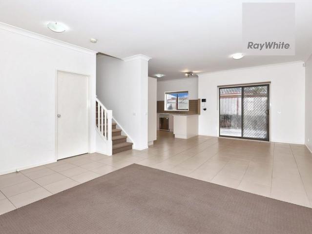 Townhouse for rent in Camerons Creek, Victoria