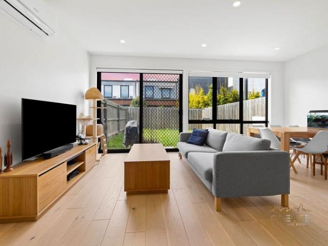 Townhouse for rent in Camerons Creek, Victoria