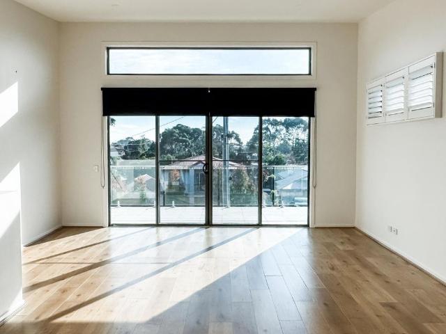 Townhouse for rent in Cowes, Victoria