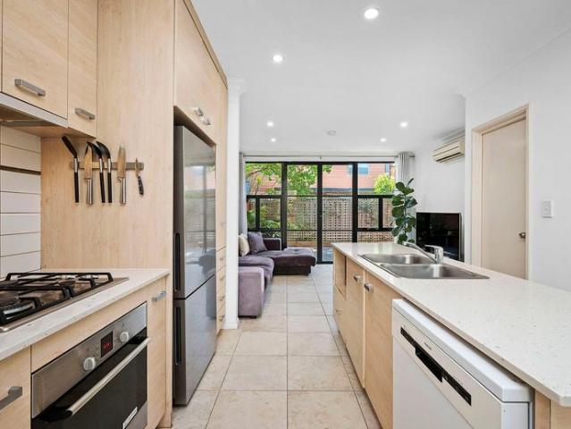 Townhouse for rent in Stirling, Western Australia