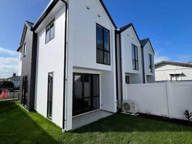 Townhouse for rent in Balmoral, Oroua County