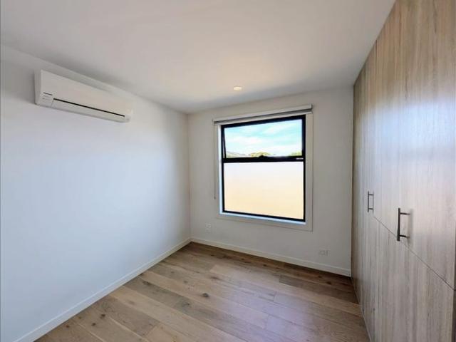 Townhouse for rent in Ormond, Melbourne