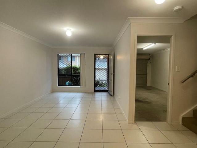 Townhouse for rent in Toombul, Queensland