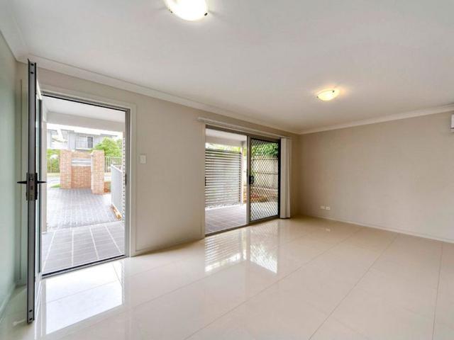 Townhouse for rent in Methul, Queensland