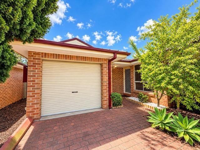 Villa for rent in St Marys, Sydney