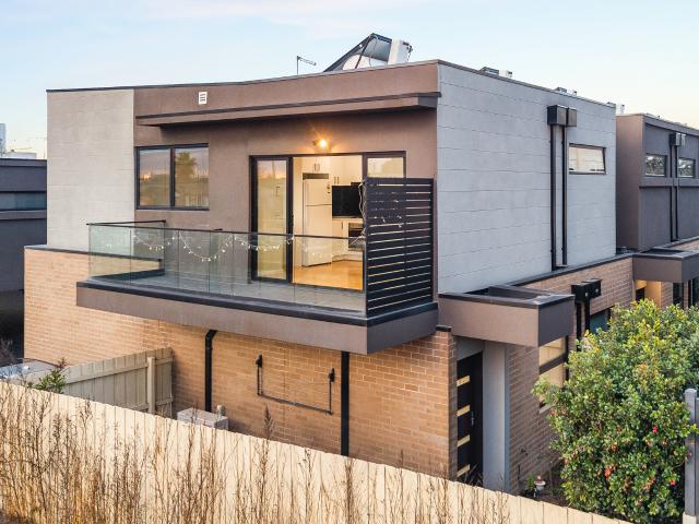 House for sale in Bentleigh