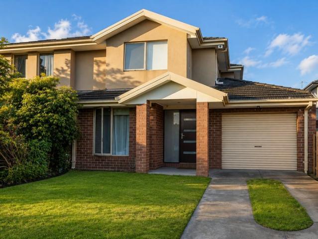 Townhouse for rent in Clayton, Melbourne