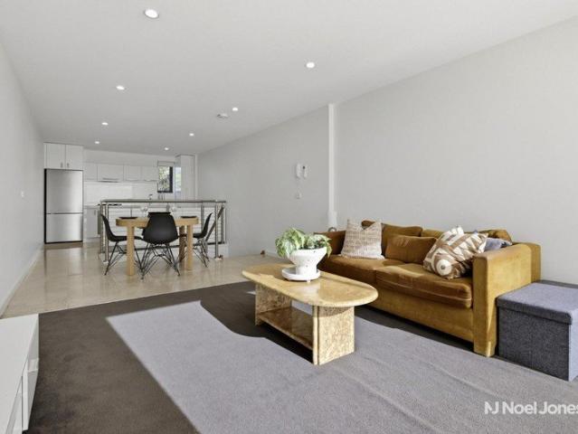 Townhouse for sale in Camerons Creek, Victoria