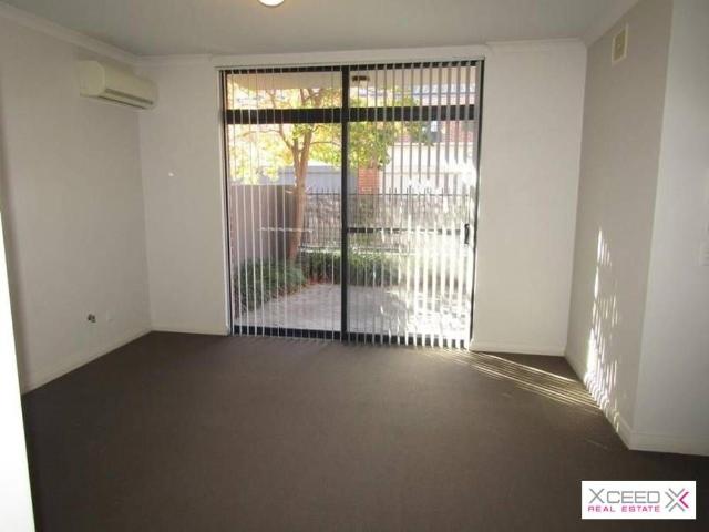 Townhouse for rent in Cambridge, Western Australia