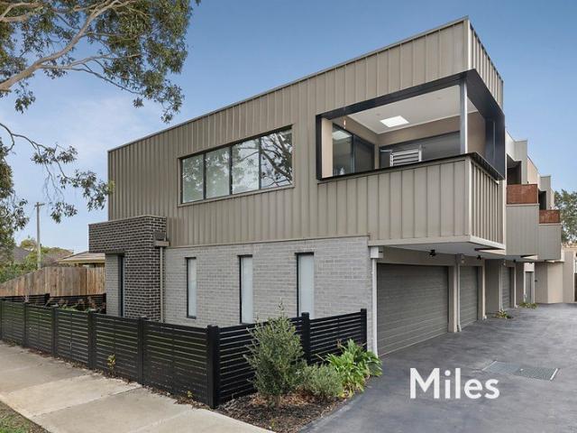 Townhouse for rent in Camerons Creek, Victoria