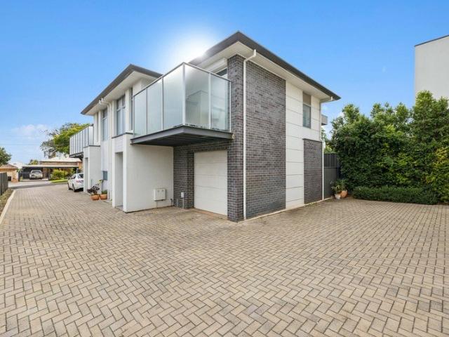 Townhouse for sale in Horseshoe Creek, South Australia