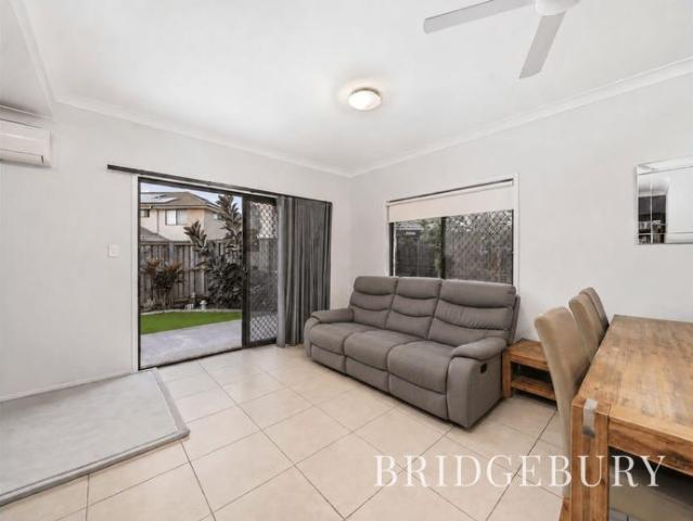 Townhouse for rent in Toombul, Queensland