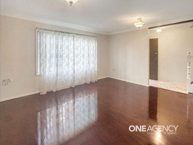 Townhouse for rent in Sydney, New South Wales