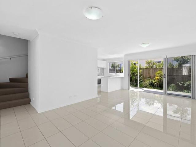 Townhouse for rent in Handford Residences, City of Brisbane