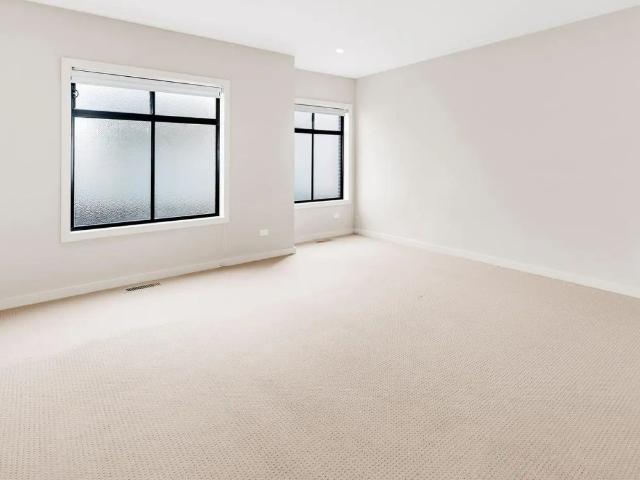 Townhouse for rent in Camerons Creek, Victoria