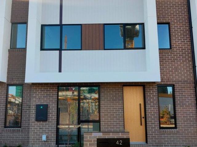 Townhouse for rent in Camerons Creek, Victoria