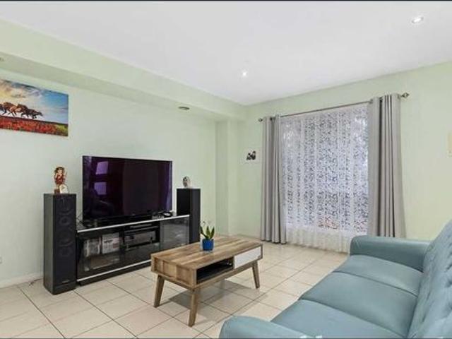Townhouse for rent in Camerons Creek, Victoria