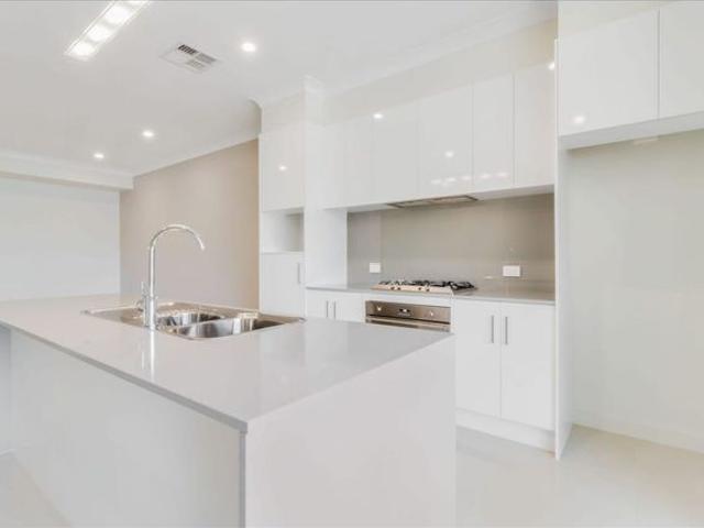 Townhouse for rent in Horseshoe Creek, South Australia