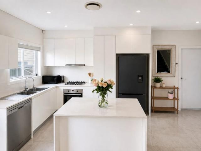 Townhouse for rent in Sydney, New South Wales