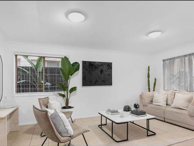 Townhouse for rent in Toombul, Queensland