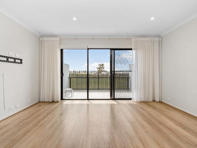 Townhouse for rent in Camerons Creek, Victoria