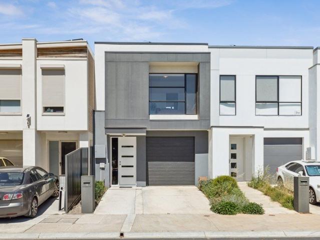 Townhouse for sale in Mansfield Park, Adelaide