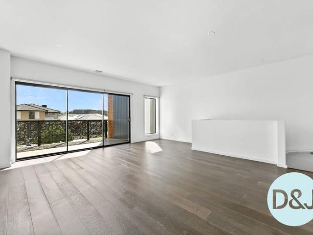 Townhouse for rent in Camerons Creek, Victoria