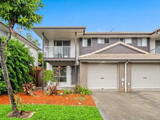 Townhouse for sale in Toombul, Queensland