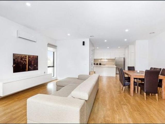 Townhouse for rent in Camerons Creek, Victoria