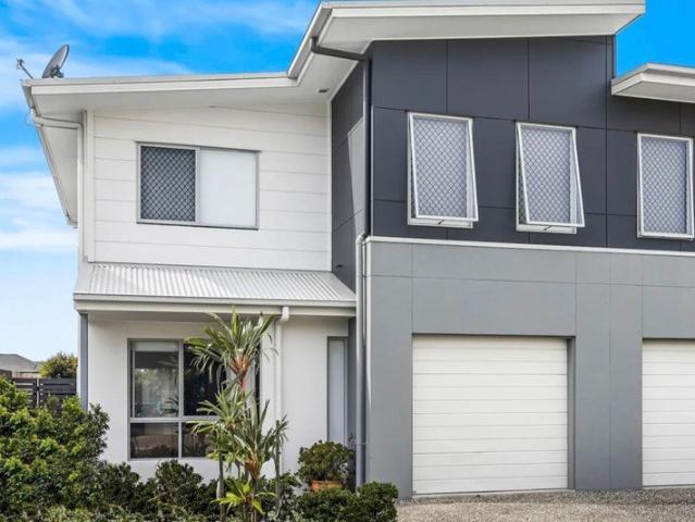 Townhouse for sale in Toombul, Queensland
