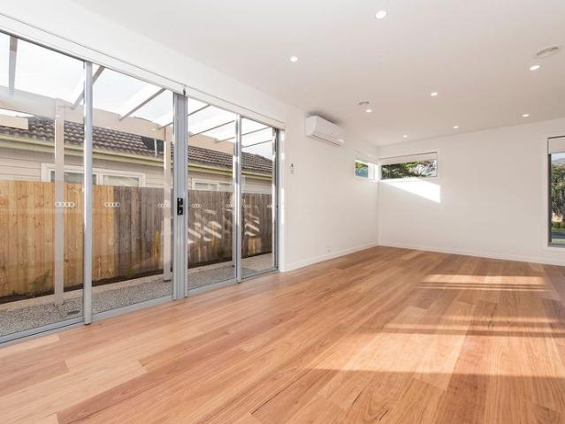 Townhouse for rent in Camerons Creek, Victoria