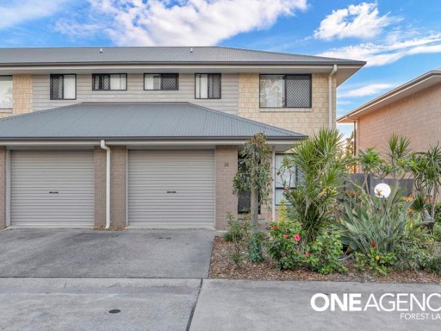 Townhouse for sale in Toombul, Queensland