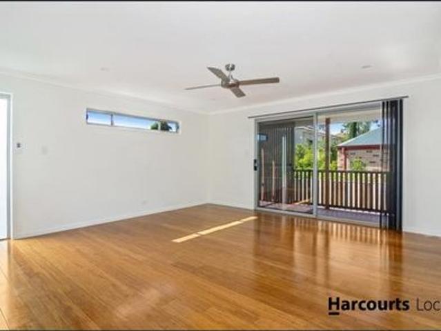 Townhouse for rent in Toombul, Queensland